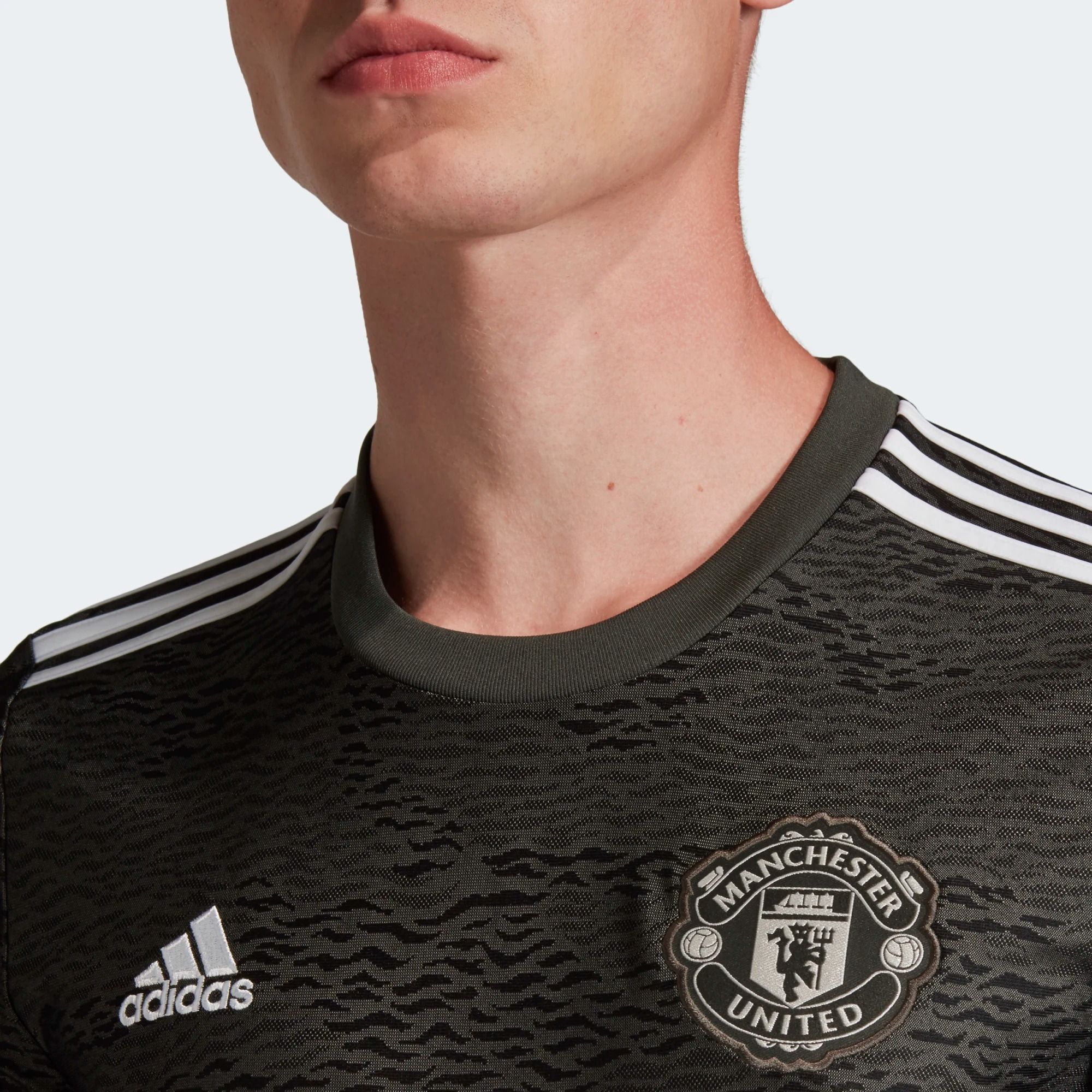 adidas Manchester United Away Jersey 20 - Legacy Green/Black - Best Buy Soccer