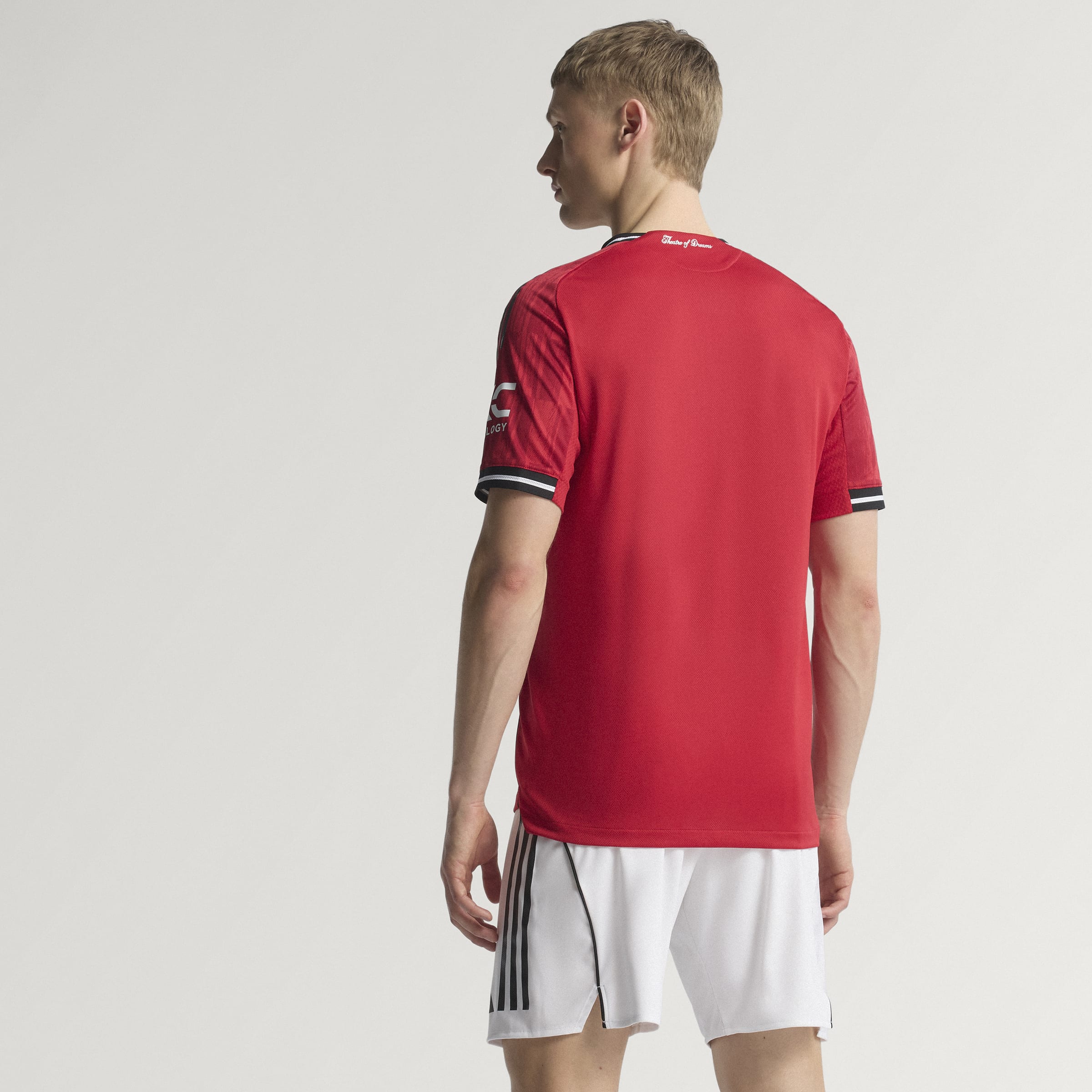 adidas Manchester United Home Authentic Men's Soccer Jersey 25/26 - Red - Best Buy Soccer