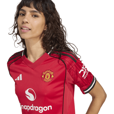 adidas Manchester United Home Women's Soccer Jersey 25/26 - Red - Best Buy Soccer