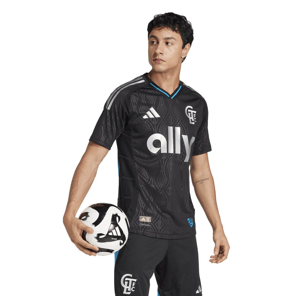 adidas Men's Charlotte FC Away Authentic Jersey 25/26 Black - Best Buy Soccer