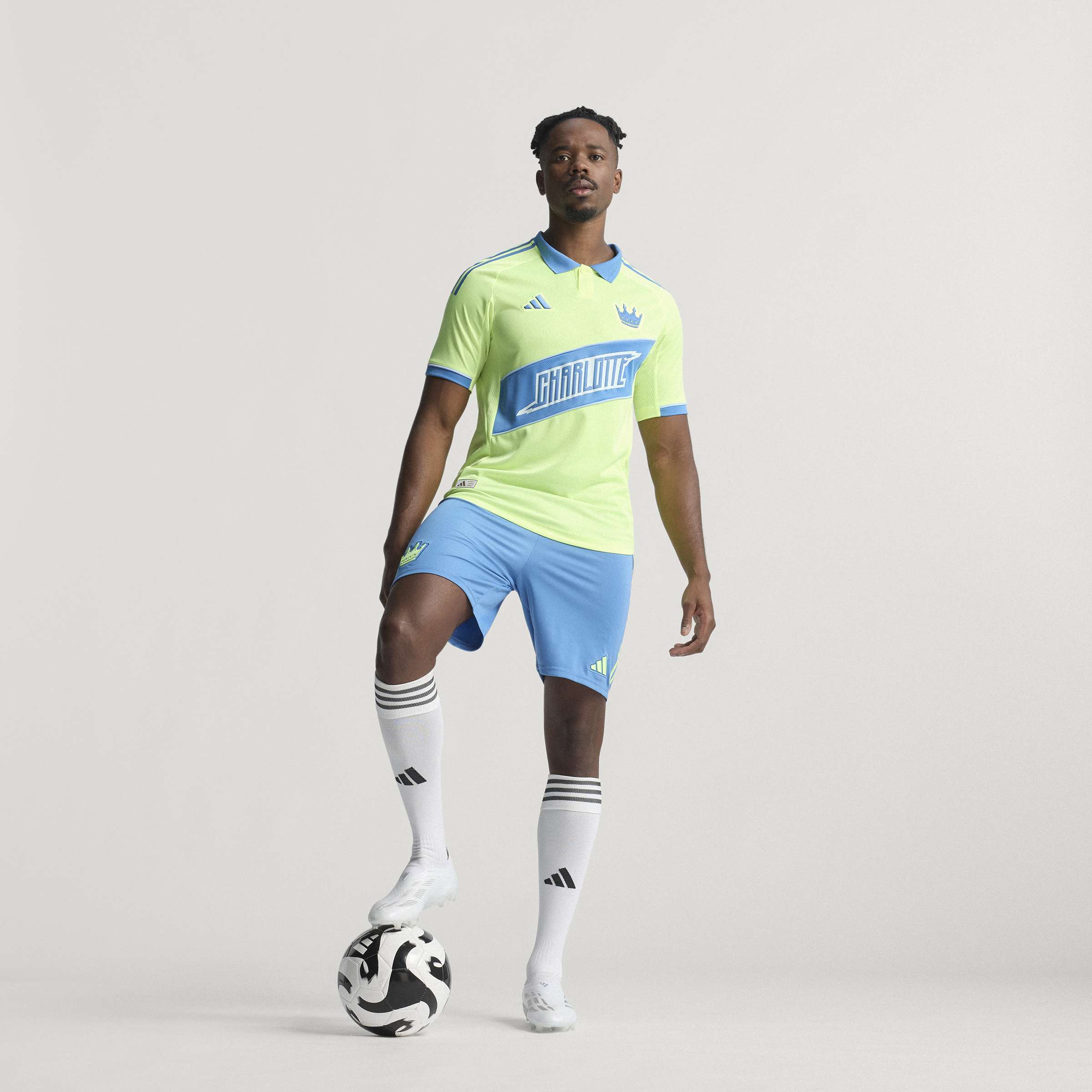 adidas Men's Charlotte FC Third Authentic Soccer Jersey 25/26 Yellow - Best Buy Soccer