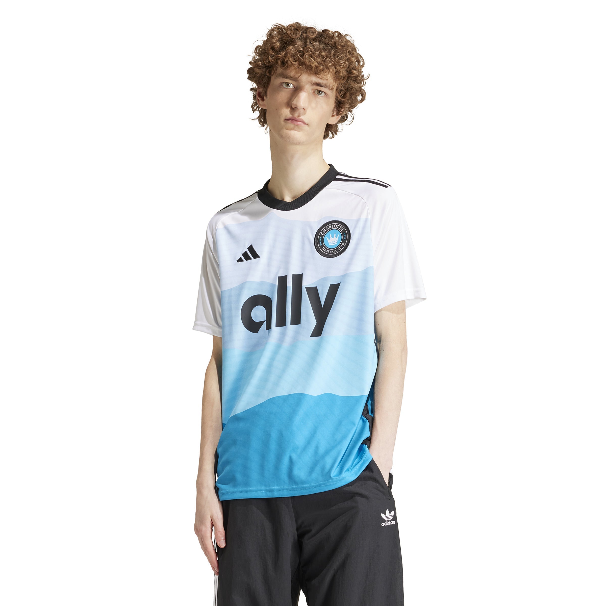 adidas Men's Charlotte Home Jersey 24 - Best Buy Soccer