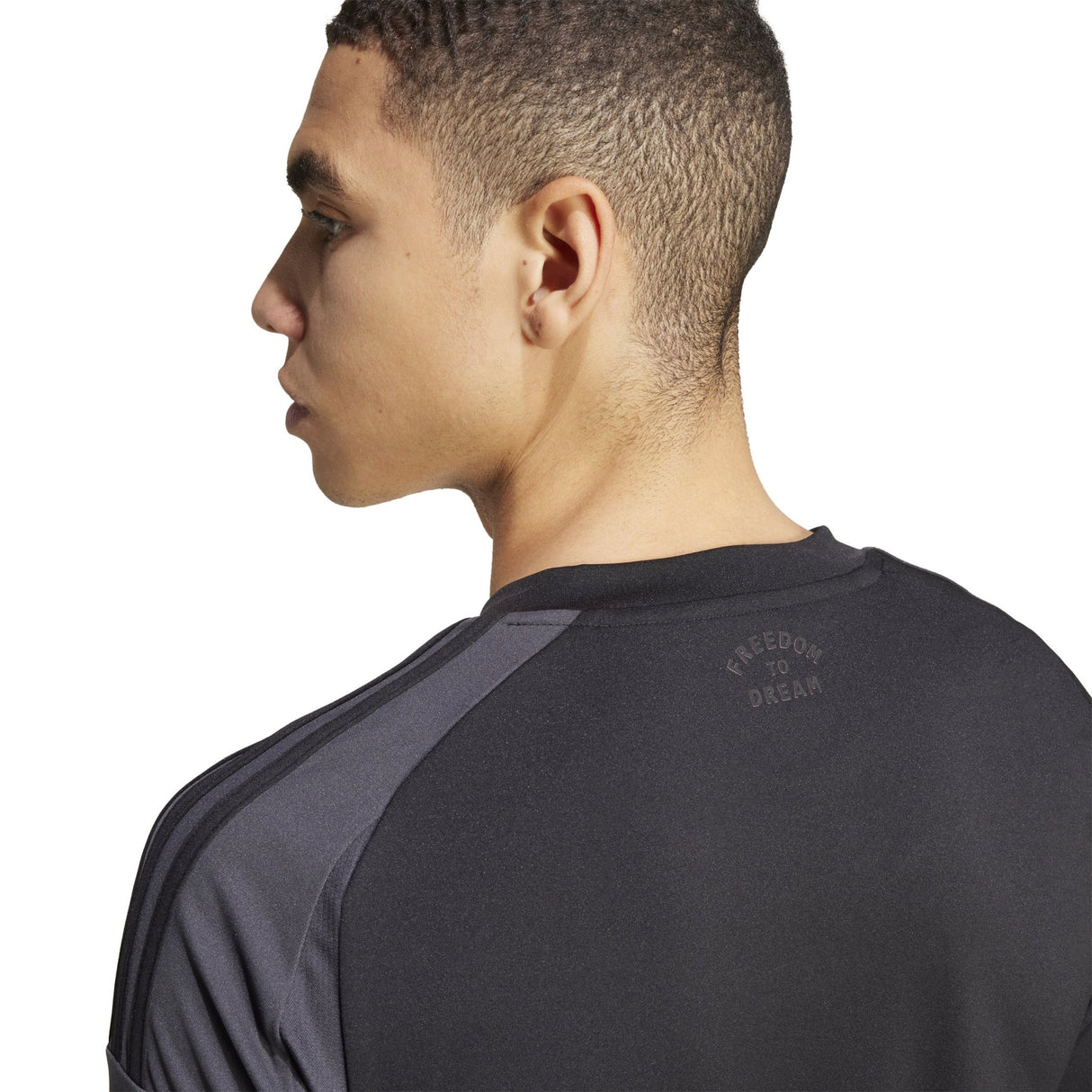 adidas Men's Inter Miami CF Away Jersey 25/26 Black - Best Buy Soccer