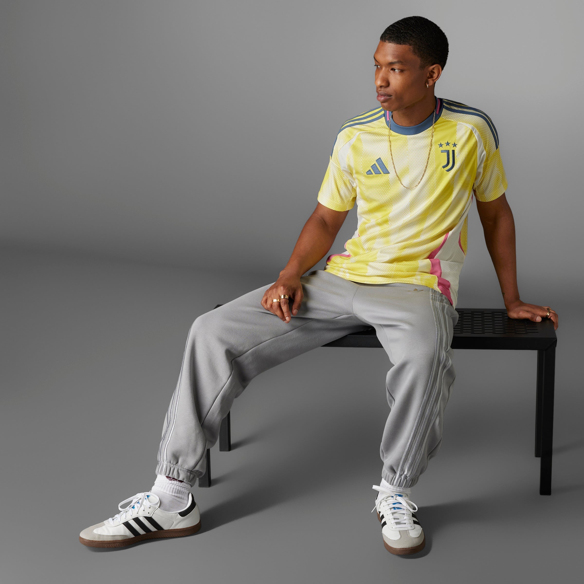 adidas Men's Juventus Away Jersey 24/25 - Best Buy Soccer
