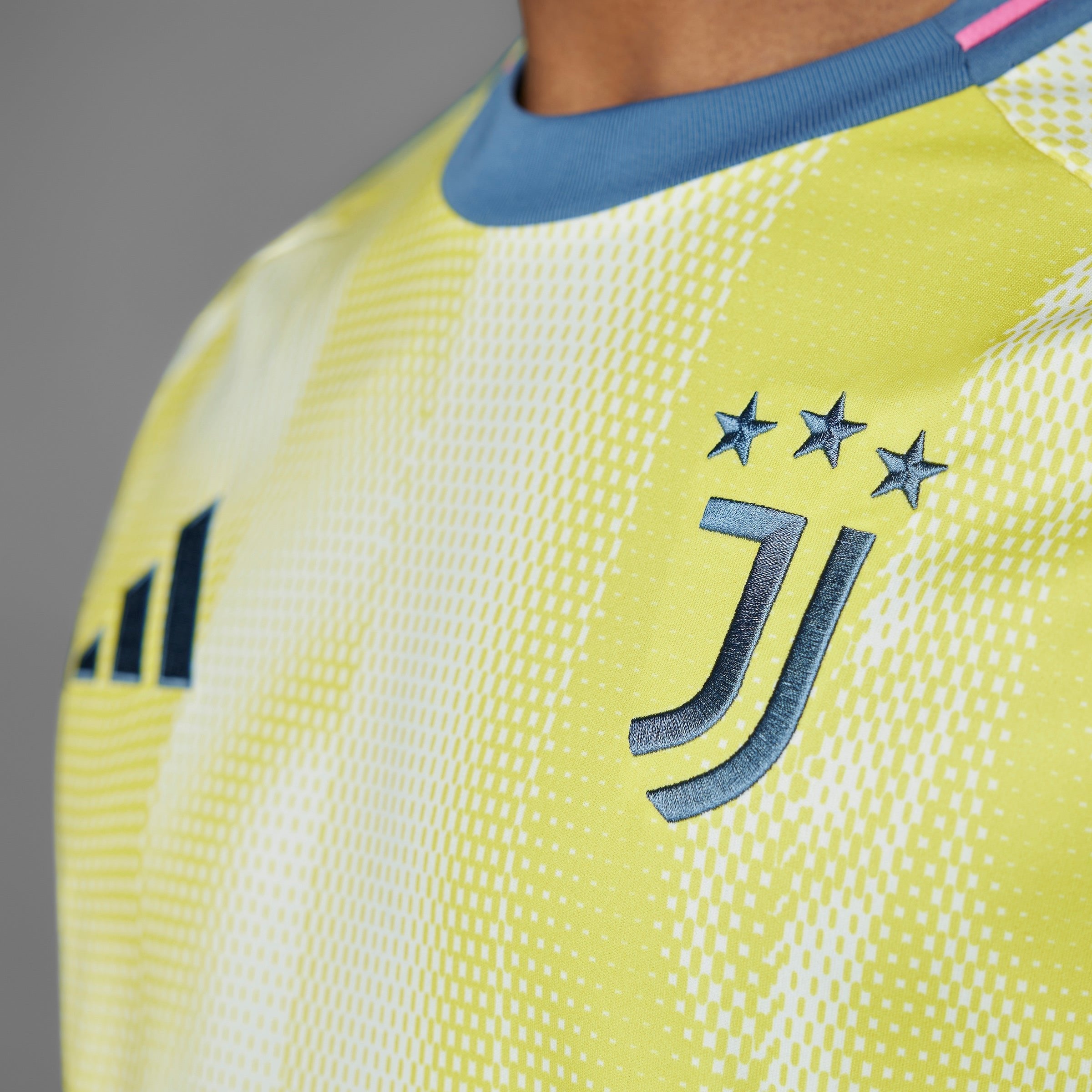 adidas Men's Juventus Away Jersey 24/25 - Best Buy Soccer