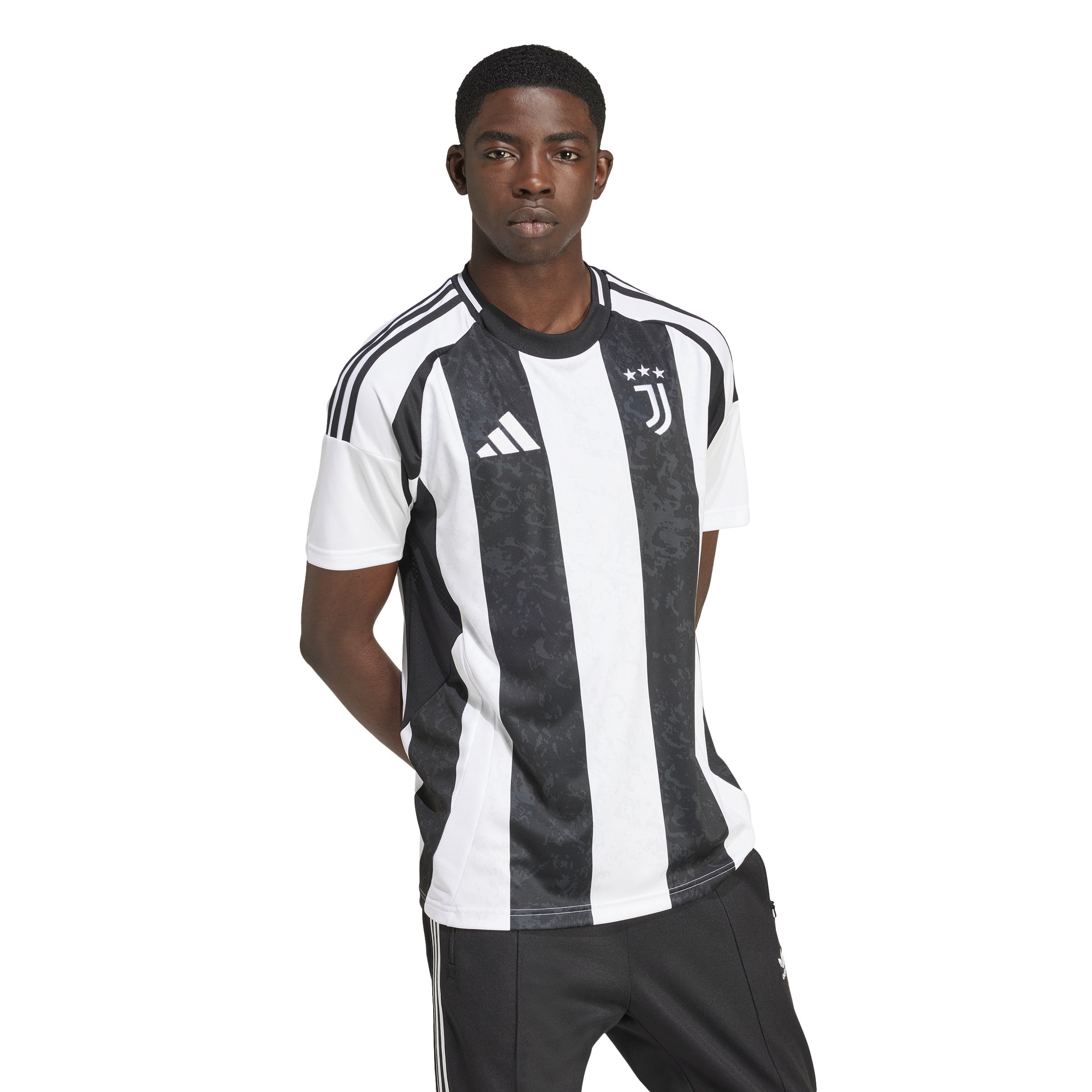 adidas Men's Juventus Home Jersey 24 - Best Buy Soccer