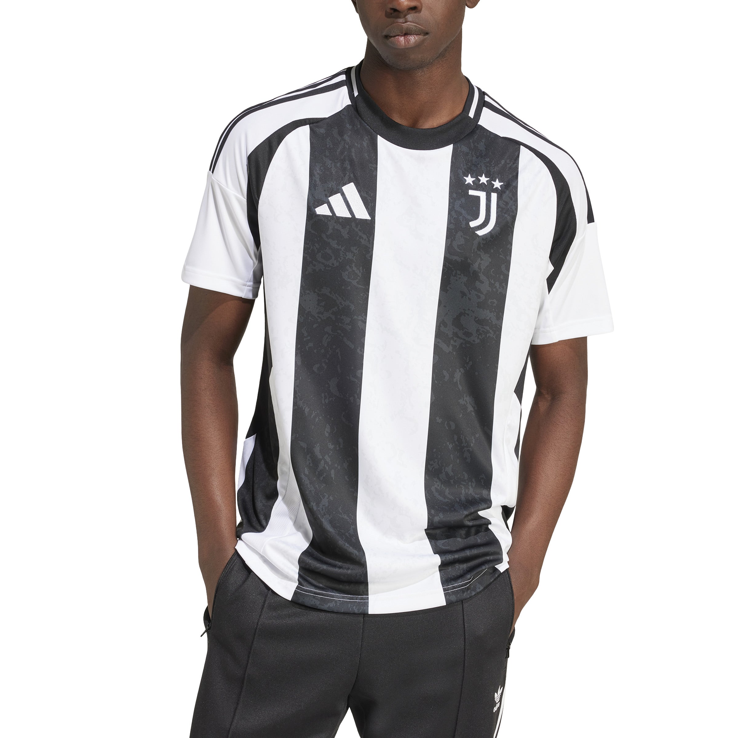 adidas Men's Juventus Home Jersey 24 - Best Buy Soccer