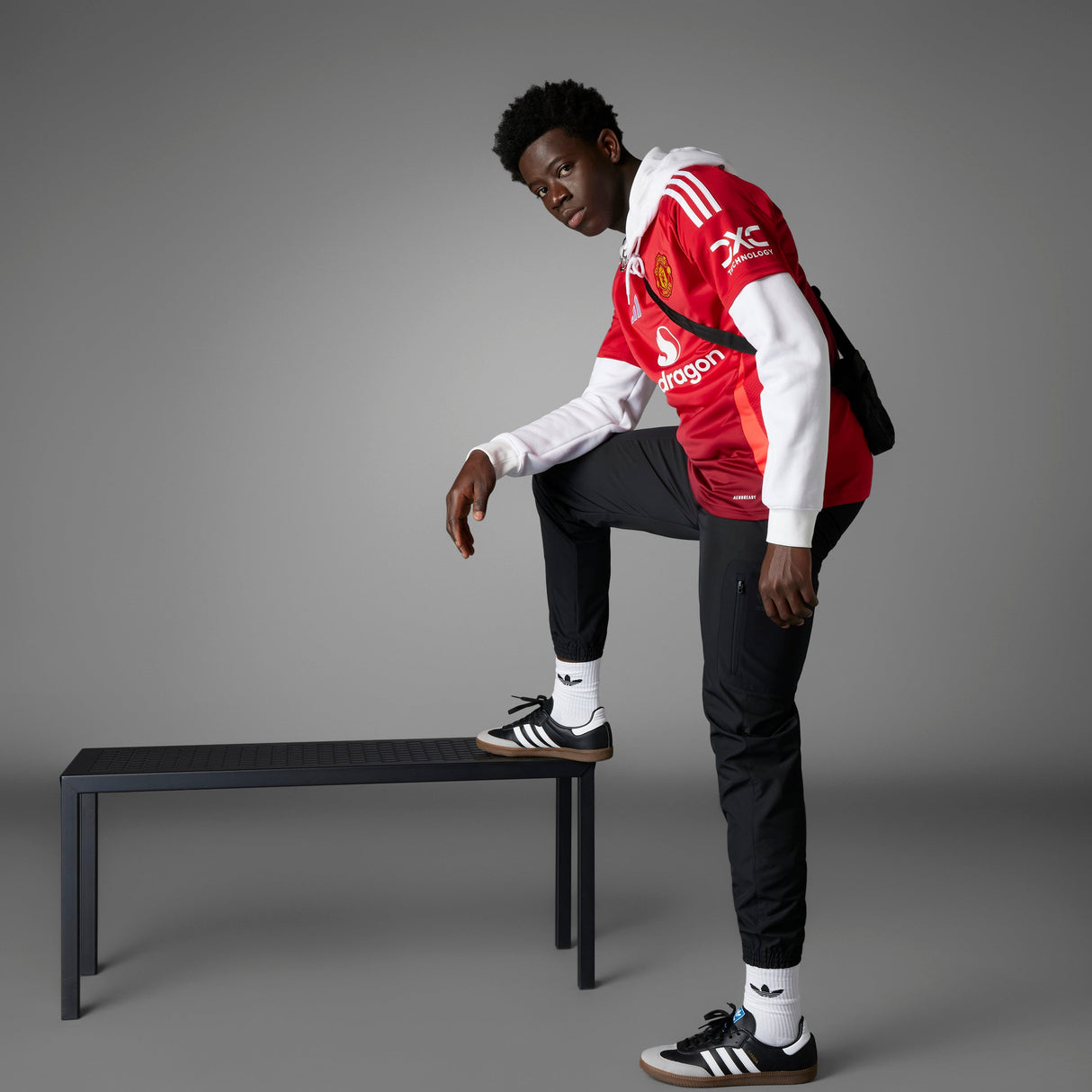 adidas Men's Manchester United Home Jersey 24/25 - Best Buy Soccer