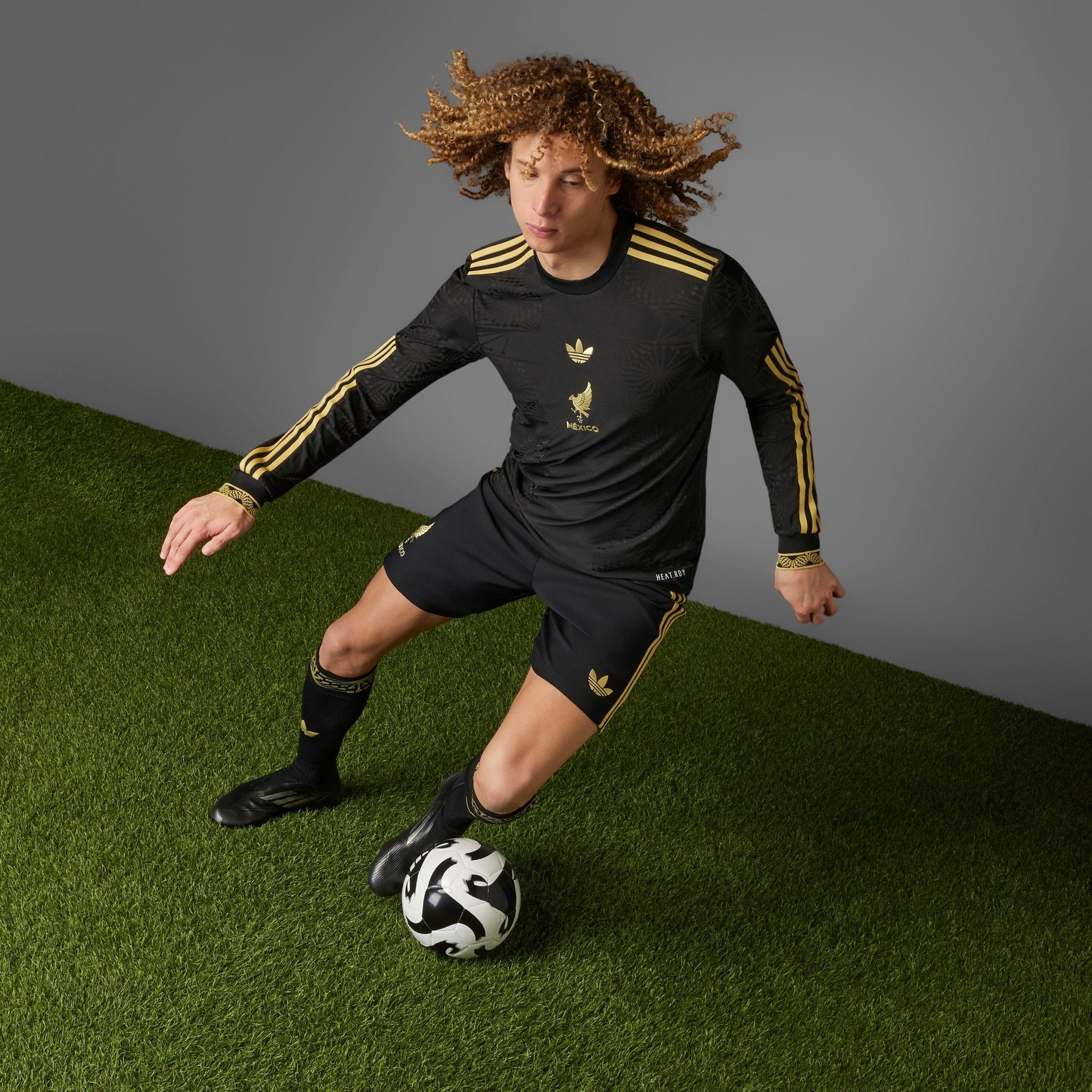adidas Men's Mexico Gold Long Sleeve Jersey 25 Black - Best Buy Soccer