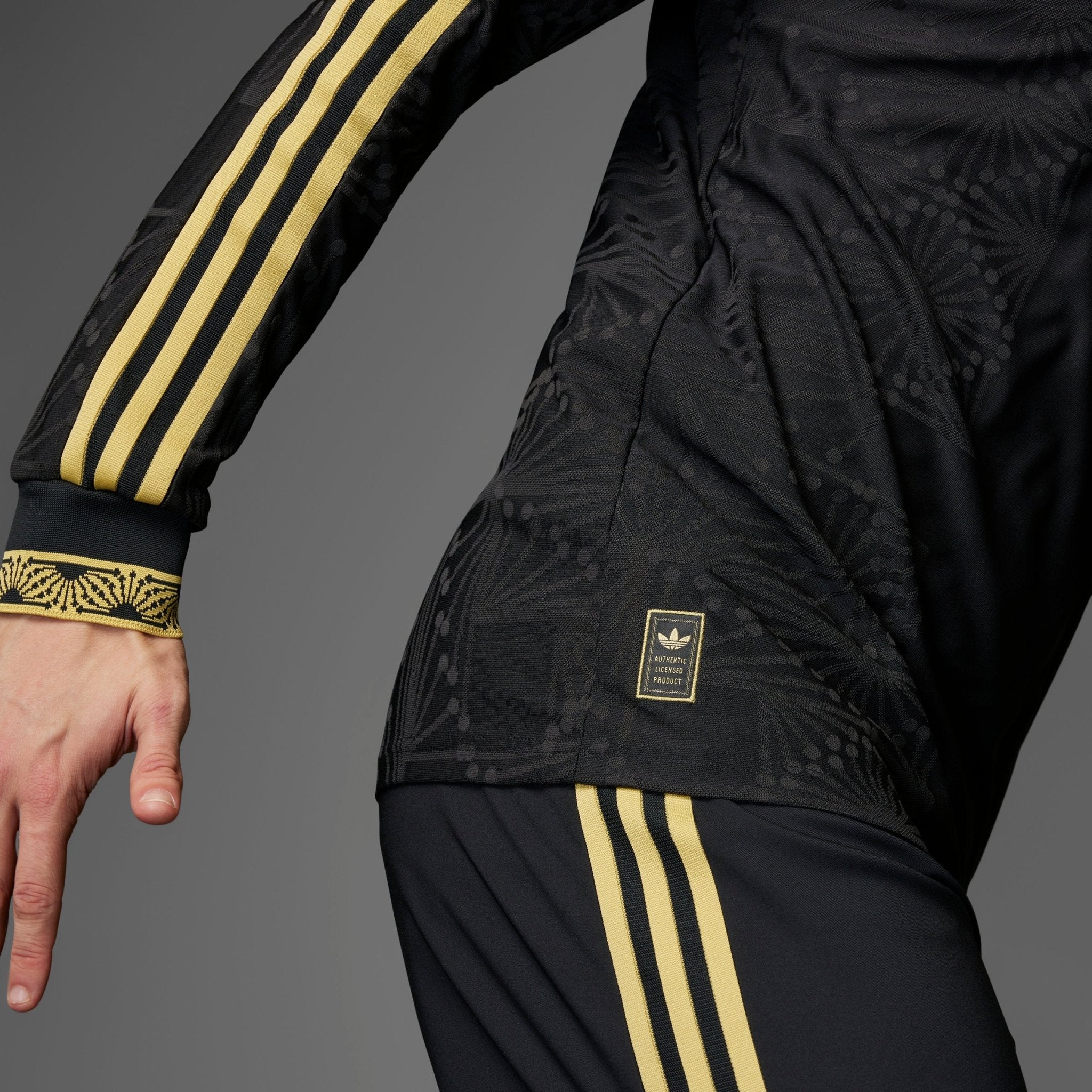 adidas Men's Mexico Gold Long Sleeve Jersey 25 Black - Best Buy Soccer