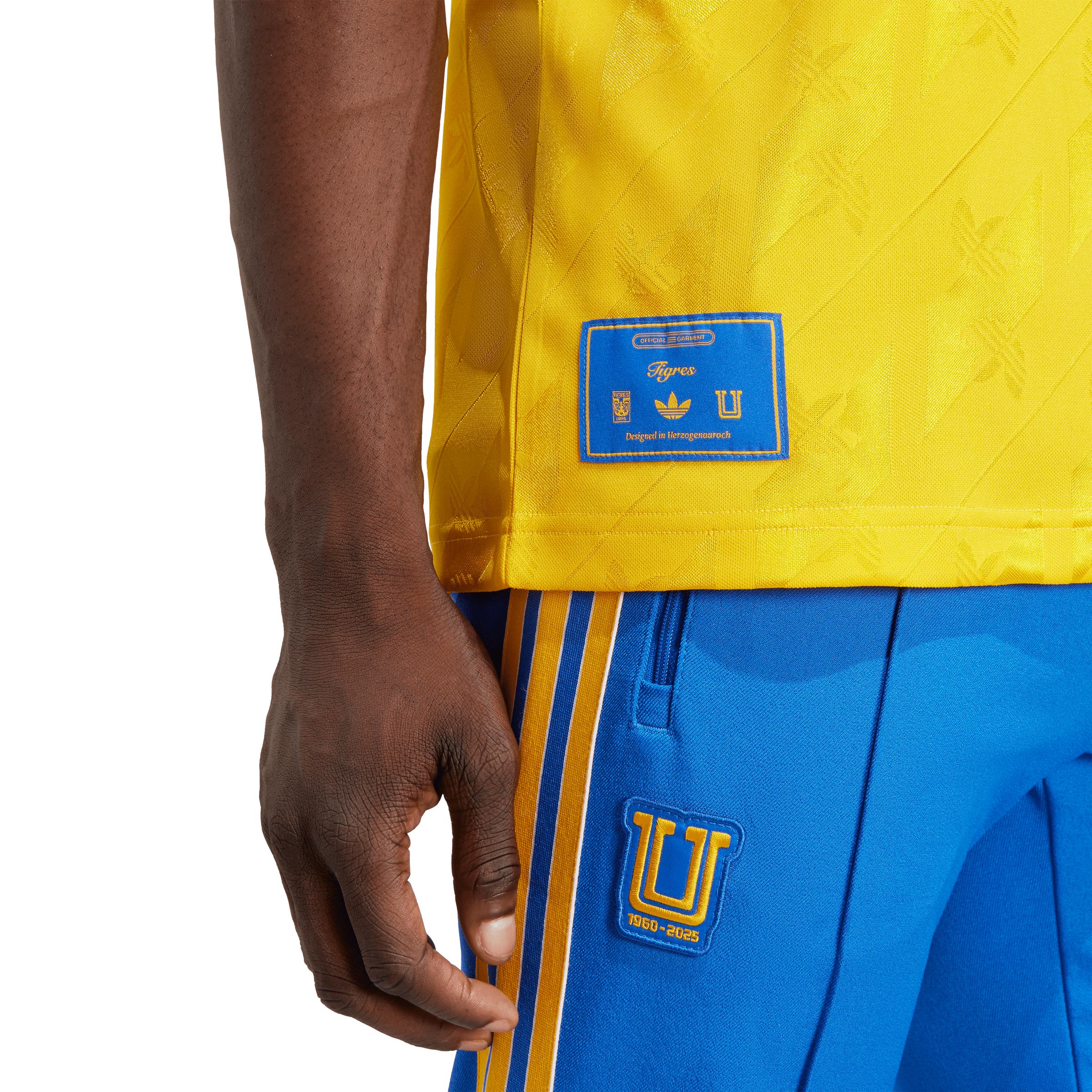 adidas Men's Tigres UANL Anniversary Soccer Jersey 25 - Gold - Best Buy Soccer