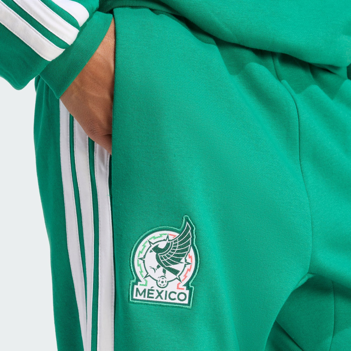 adidas Mexico DNA Fleece Tracksuit Bottoms - Green - Best Buy Soccer