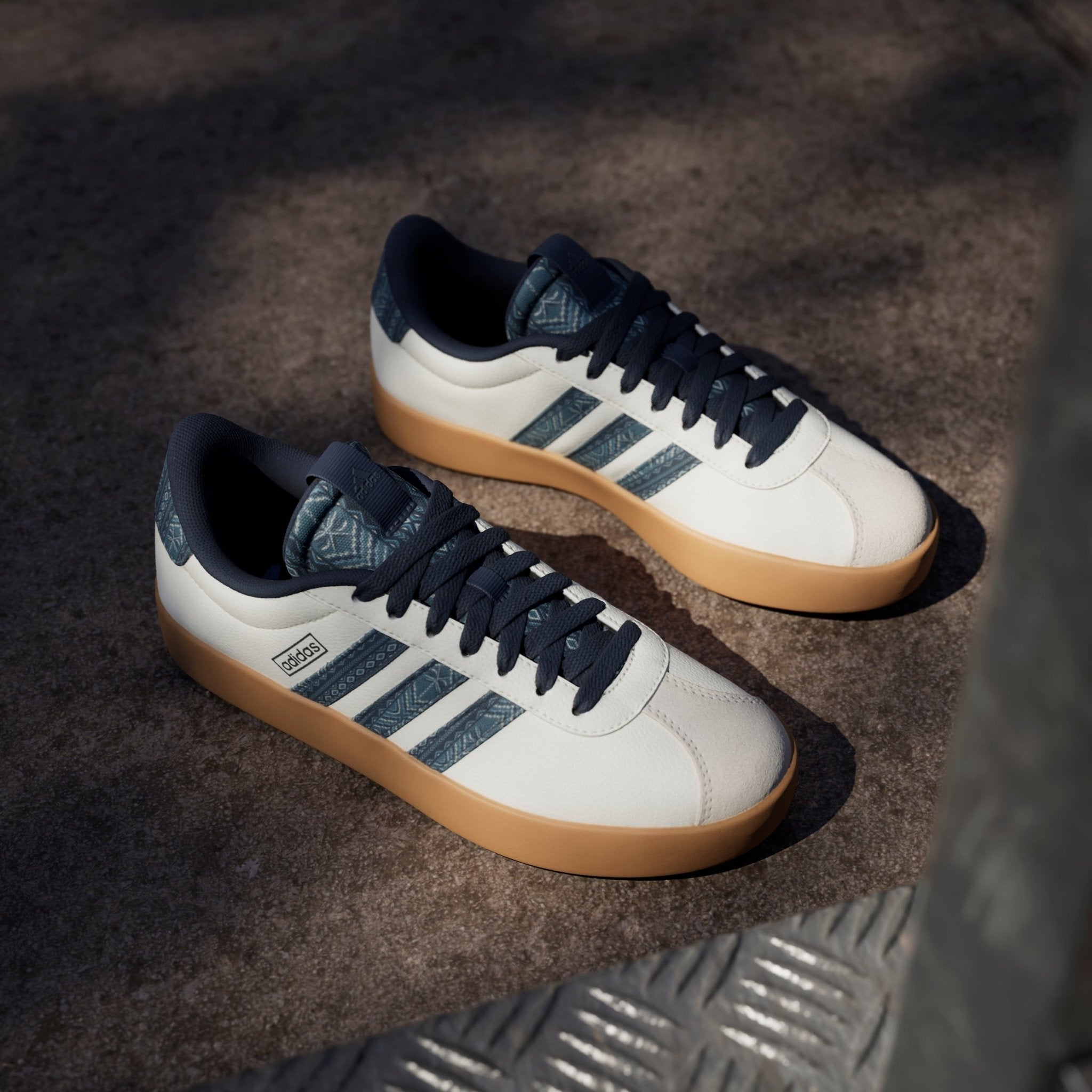 adidas VL Court 3.0 Shoes White/Night Indigo/GUM10 - Best Buy Soccer