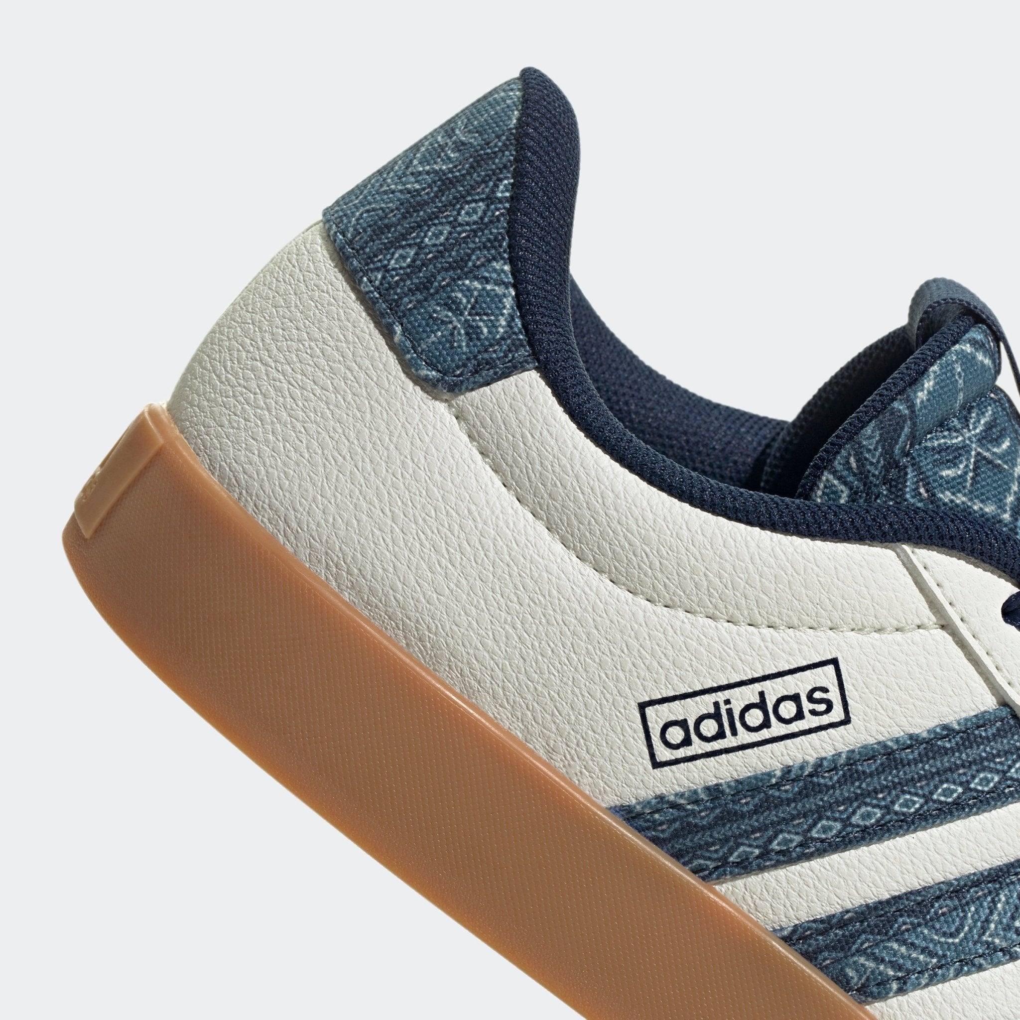 adidas VL Court 3.0 Shoes White/Night Indigo/GUM10 - Best Buy Soccer