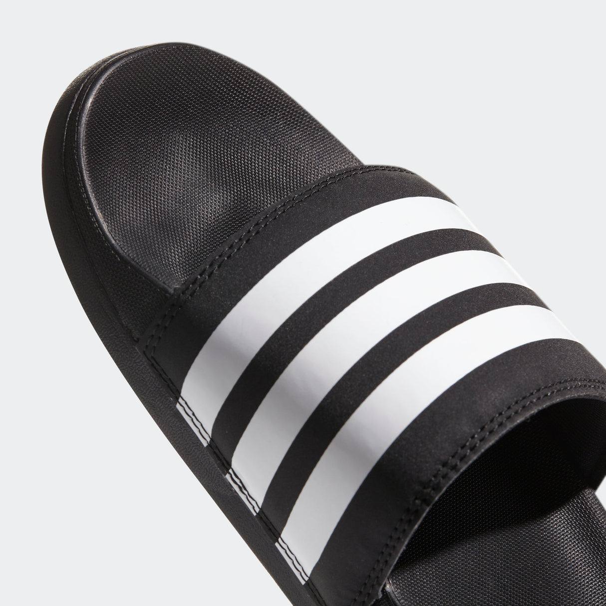 adidas Women's Adilette Comfort Slides Black/White - Best Buy Soccer