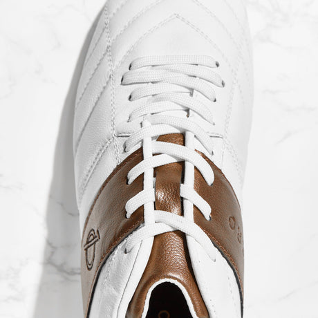 Botines de fútbol UNOZERO AG Black Modelo 1.0 - Blancos