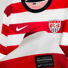 Camiseta local de la selección de Estados Unidos de Nike para niño 2012, roja y femenina