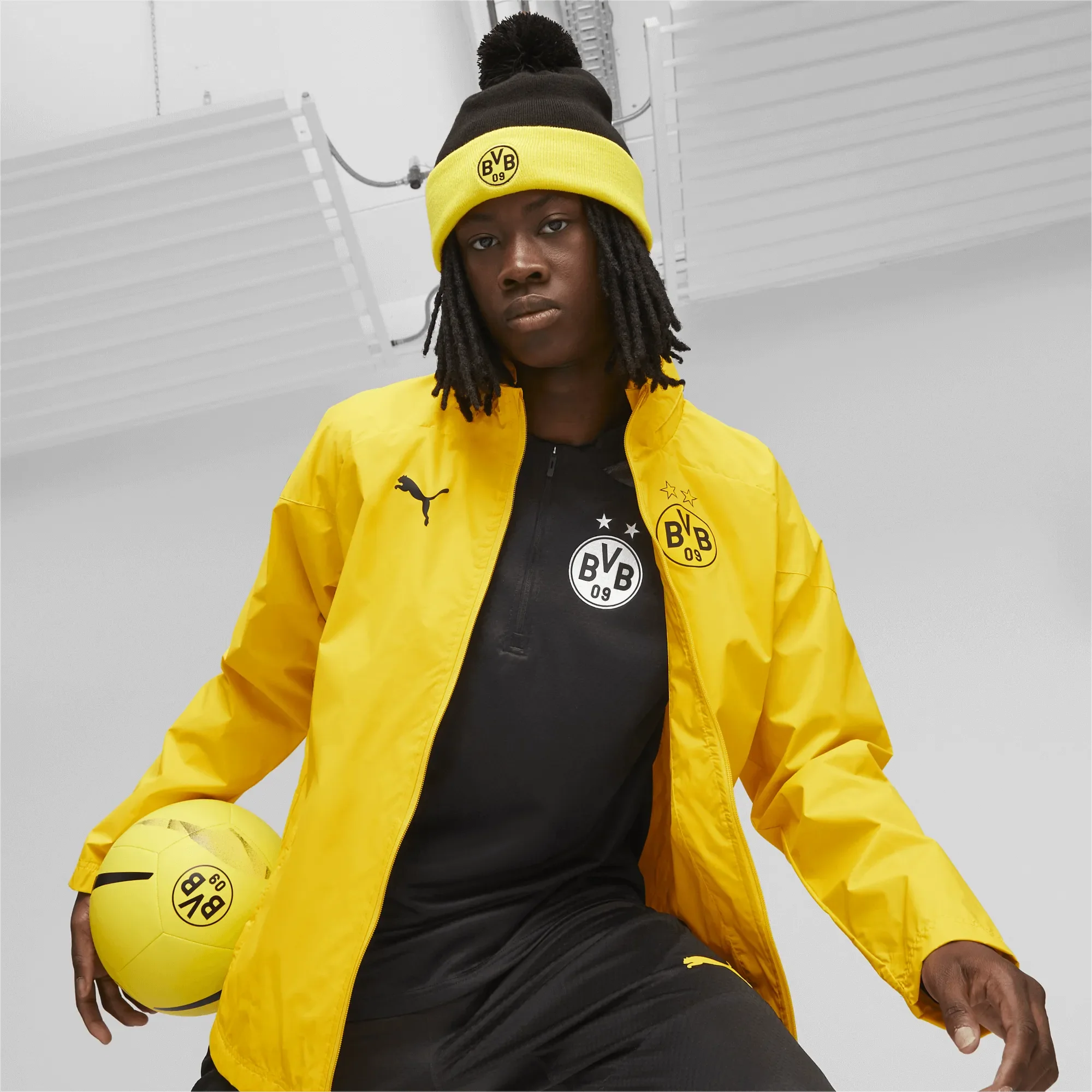 PUMA 2023-24 Borussia Dortmund Pom Beanie Black/Yellow