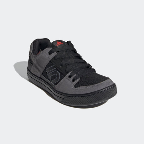 Five Ten Freerider Mountain Bike Shoes Grey/Core Black/Grey Four - Best Buy Soccer