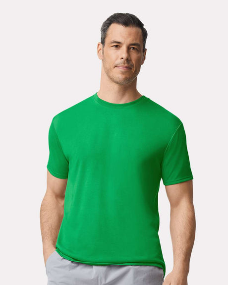Gildan Adult Performance® T-Shirt - 42000 - Best Buy Soccer