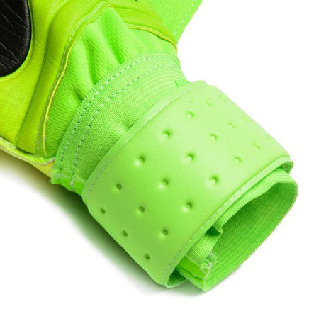 Nike Grip 3 Goalkeeper Gloves - Best Buy Soccer