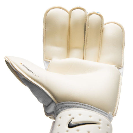 Nike Grip 3 Goalkeeper Gloves - Best Buy Soccer