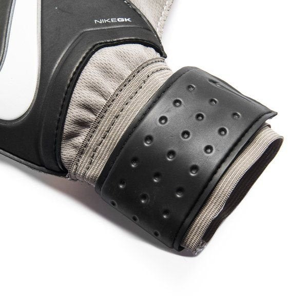 Nike Grip 3 Goalkeeper Gloves Black/White - Best Buy Soccer