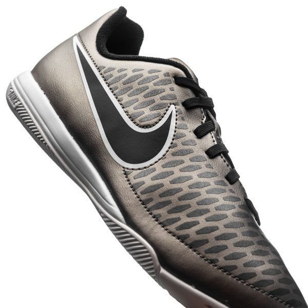 Nike JR Magista Onda IC Indoor Soccer Shoes - Metallic Pewter/Black/White - Best Buy Soccer