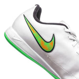 Nike JR Magista Onda IC Indoor Soccer Shoes - White/Black/Total Orange - Best Buy Soccer