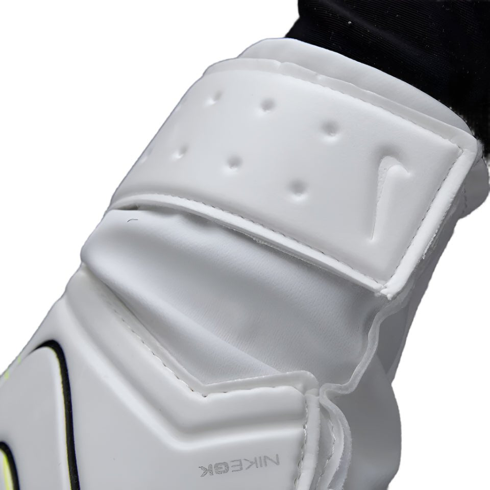 Nike JR Match Goalkeeper White/Pink - Best Buy Soccer