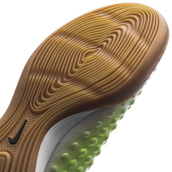 Nike Magista Onda II IC Indoor Soccer Shoes - Pure Platinum/Ghost Green/Clear Jade - Best Buy Soccer