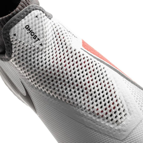 Nike Phantom Vision React Pro DF IC Indoor Soccer Shoes - Best Buy Soccer