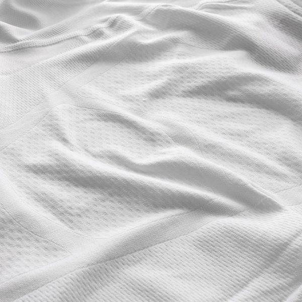 Nike PRO Combat Hypercool Compression Top - White - Best Buy Soccer