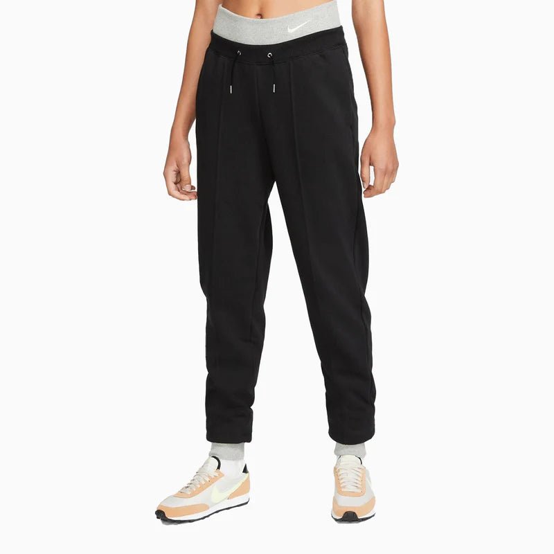 Nike Sportswear Icon Clash Women's Easy Fleece Joggers - Best Buy Soccer