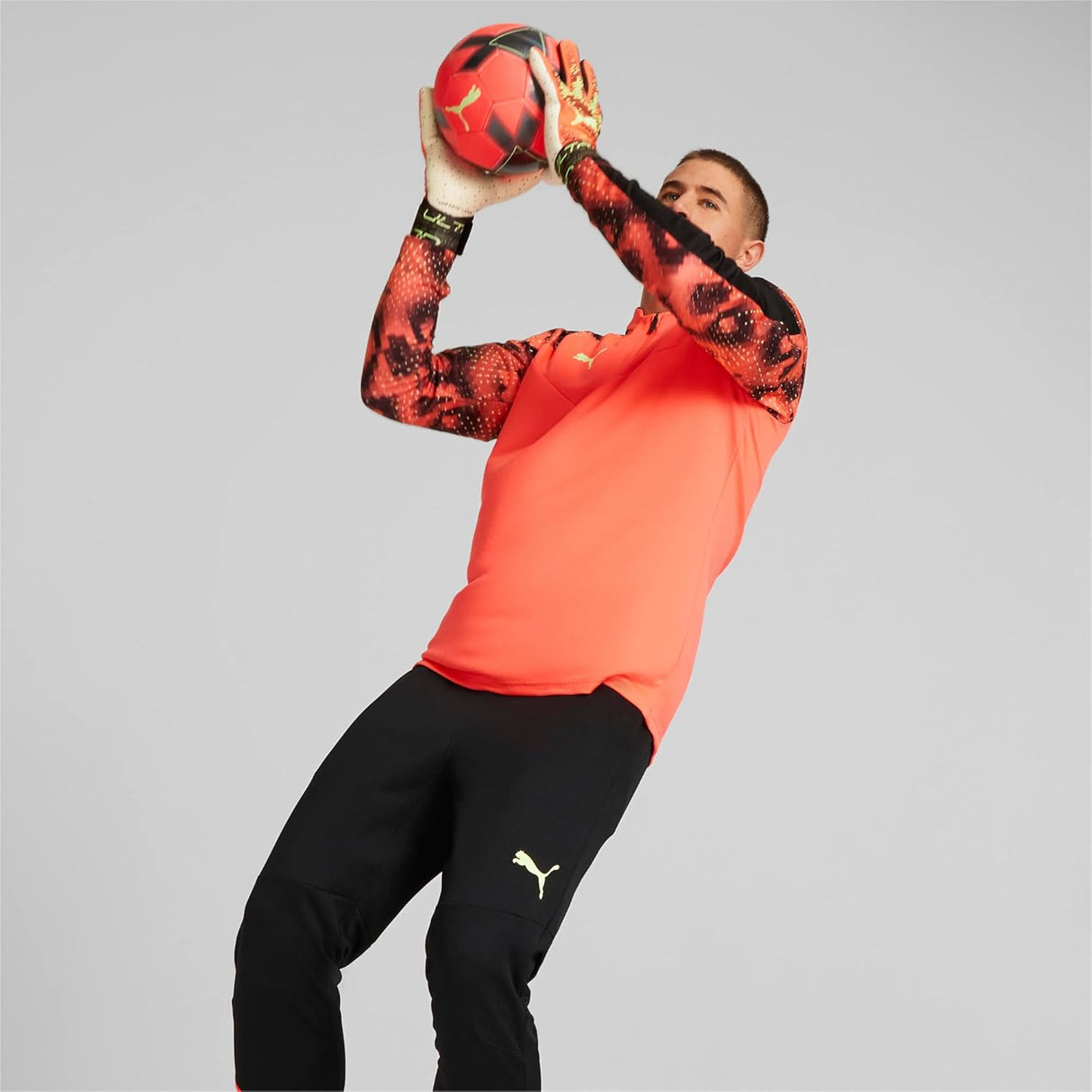 PUMA ULTRA Ultimate 1 NC Goalkeeper Gloves Orange - Best Buy Soccer