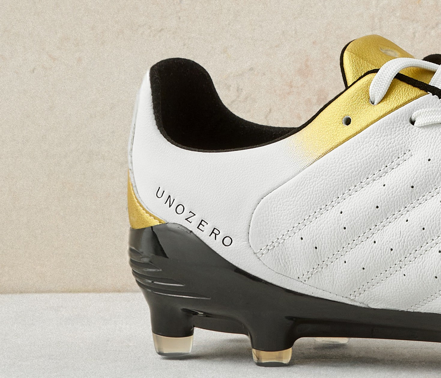 Unozero Aventto FG Firm Ground Football Boots White