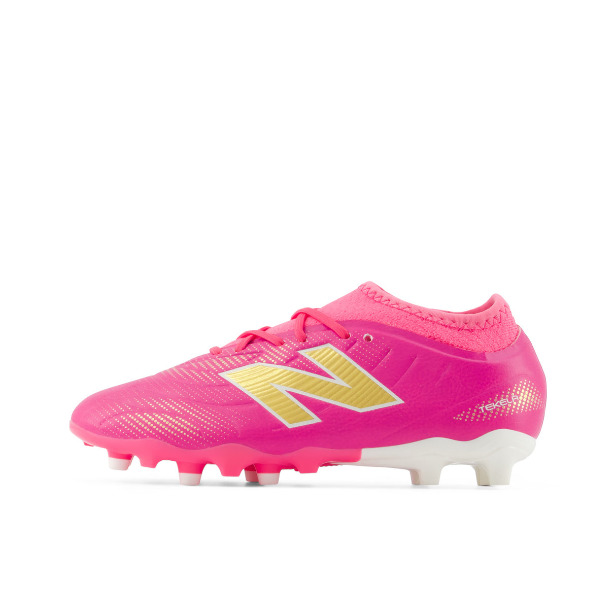 Tacos de fútbol juvenil New Balance Tekela Team Low V5 FG para terreno firme - Rosa Caliente