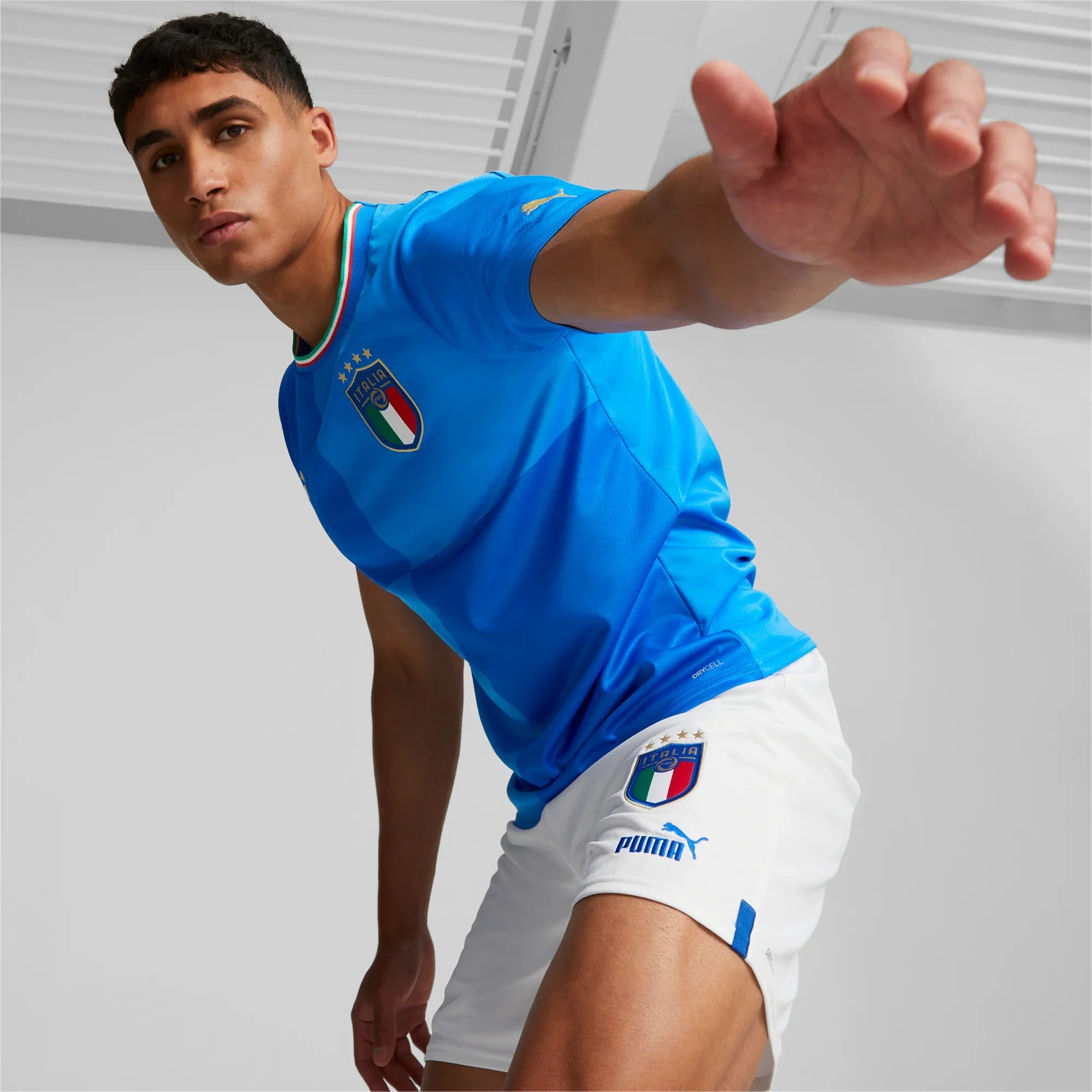 Puma Men's Italy Home Jersey 22