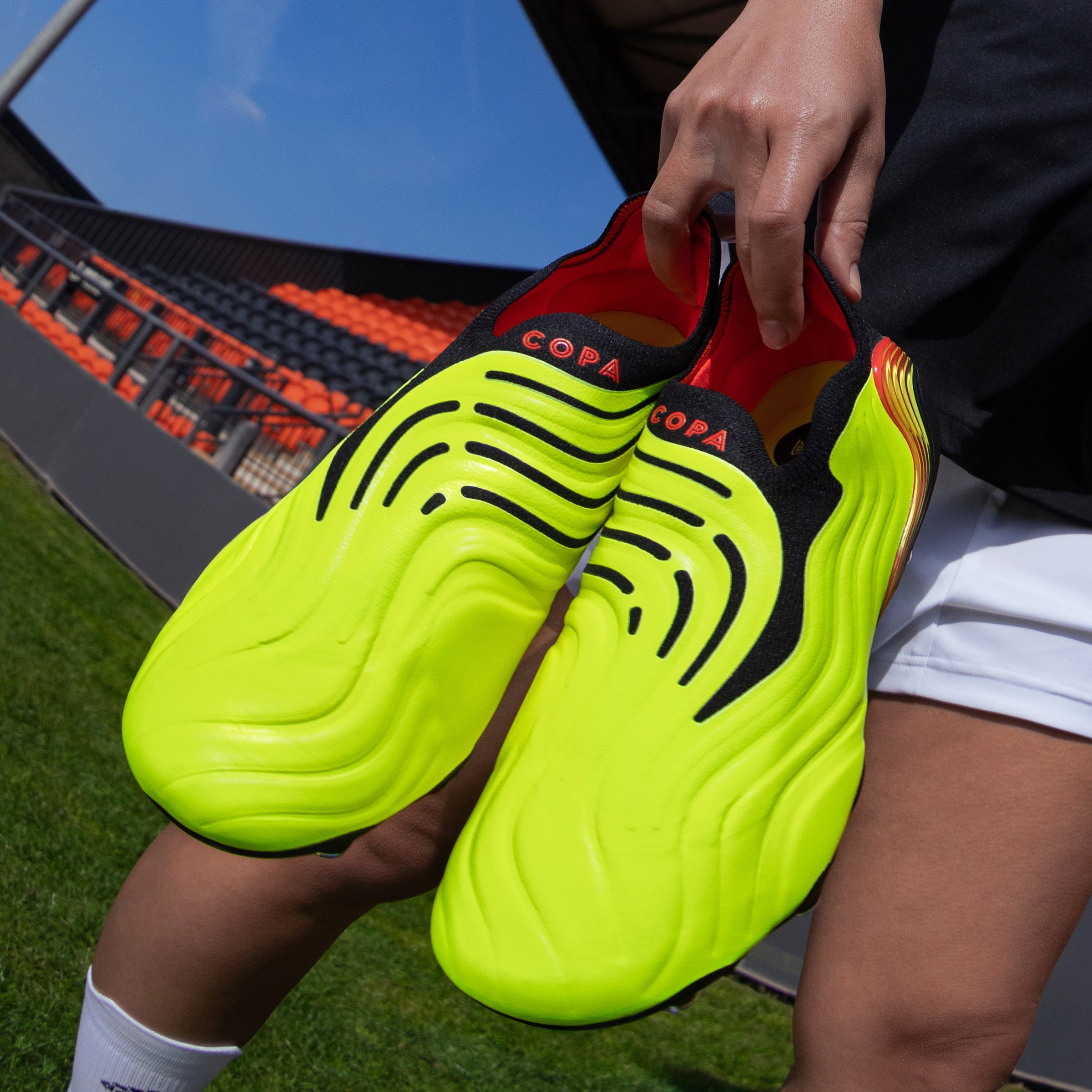 Botas adidas Copa Sense+ para terreno firme