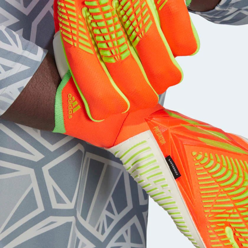 adidas Predator Edge Fingersave Pro Goalkeeper Gloves Solar Red/Solar Green - Best Buy Soccer