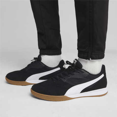 PUMA King Top IT Indoor Shoes Black/White - Best Buy Soccer