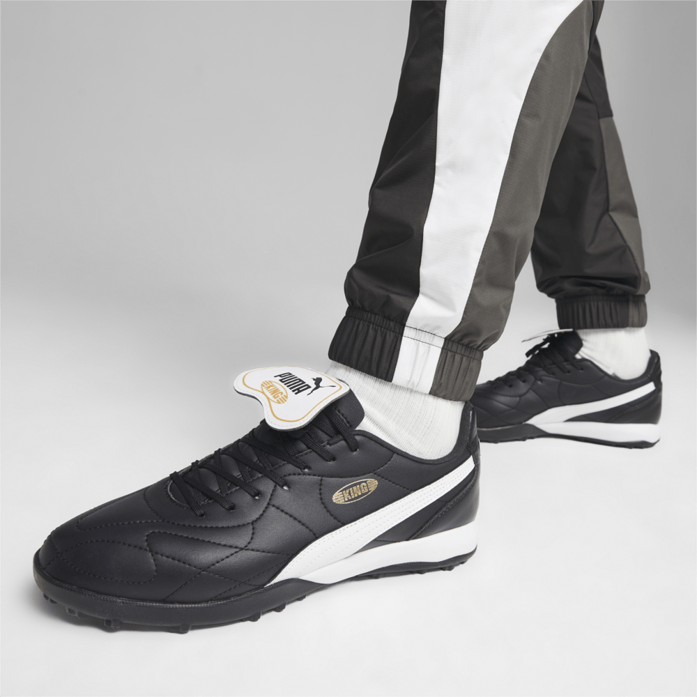 Zapatillas de fútbol PUMA King Top TT para césped artificial